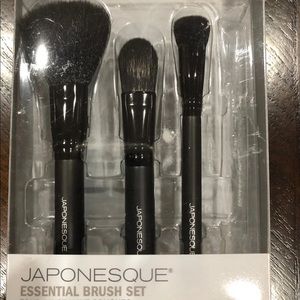 Japonesque essential brush set*